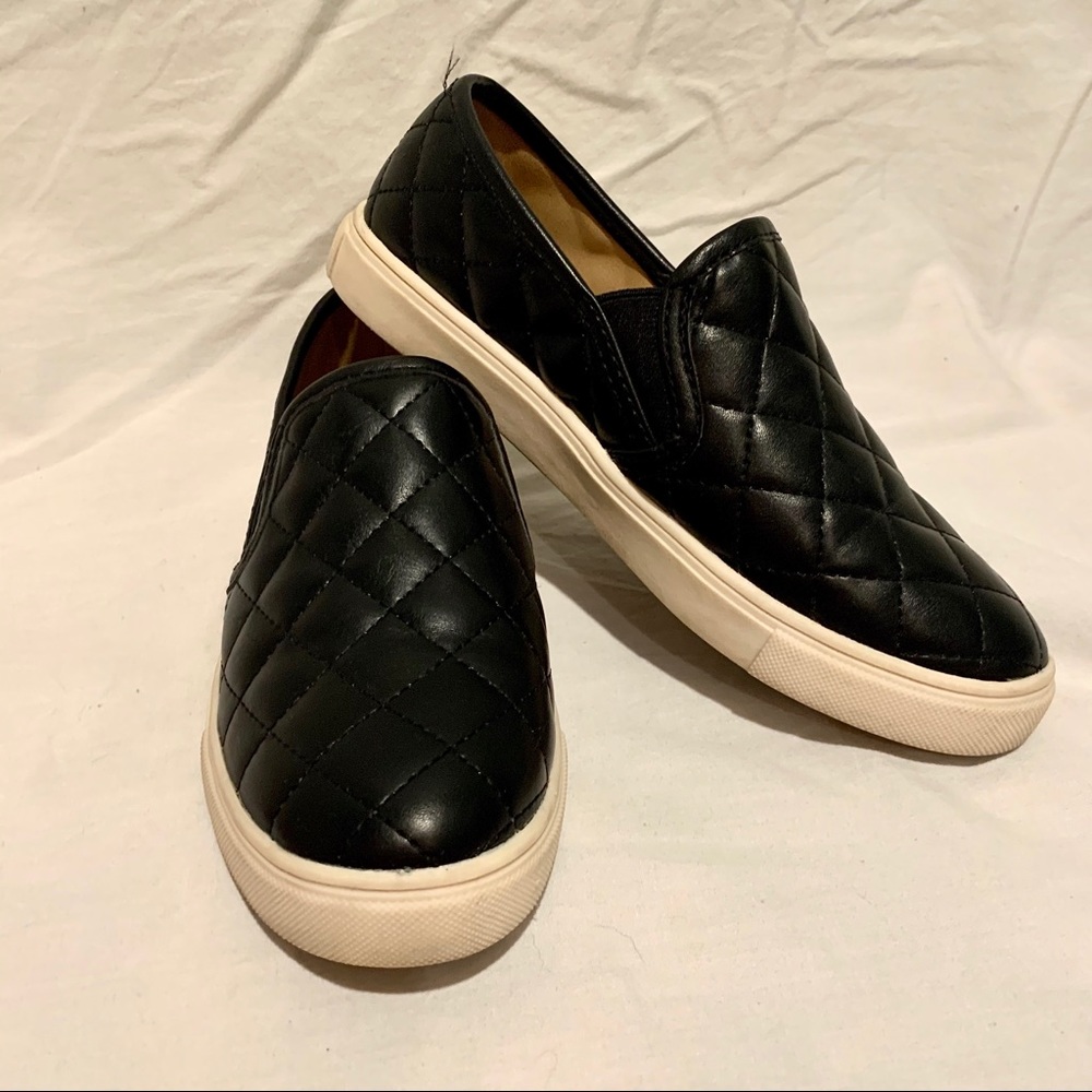 Women’s Black Brash Slip-On Sneakers Size 6